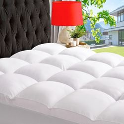 ABENE Full Size Mattress Topper, Soft Plush Mattress Cover Bed Topper with Deep Pocket, Overfilled Down Alternative Filling, White