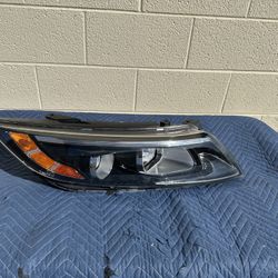 Kia Optima Headlight 2014-2015, Kia Optima Headlamp, Passenger side light , OEM ORIGINAL Kia part , Light