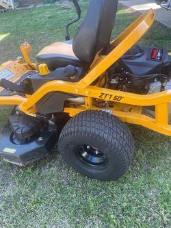 CUB CADET ZT1 50” zero turn