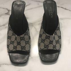 Authentic Gucci Wedges 7.5