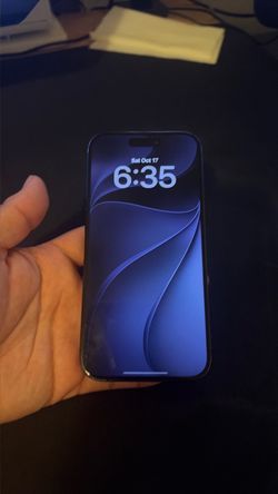 IPhone 15 Pro UNLOCKED
