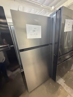 Whirlpool stainless steel Top-Freezer Refrigerator