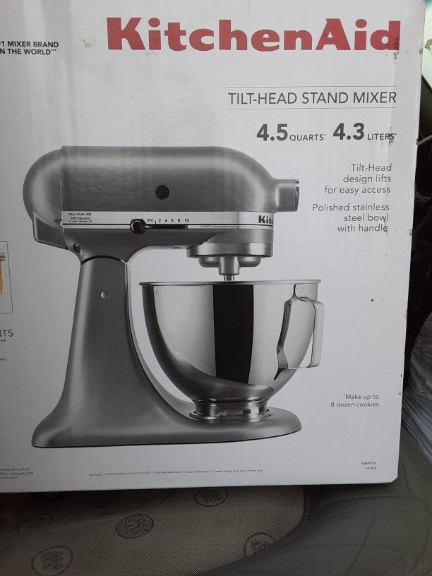 Deluxe Kitchen Aid Tilt-head Stand Mixer