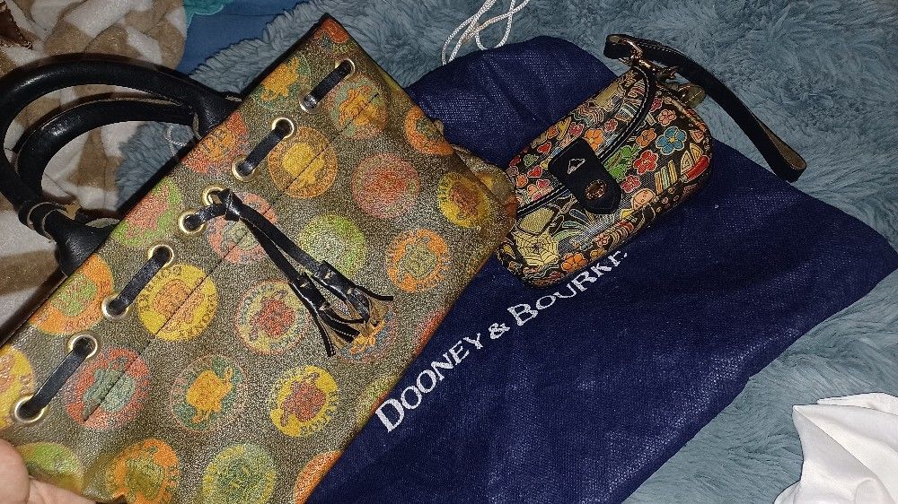 MATCHING VINTAGE DOONEY & BOURKE SET