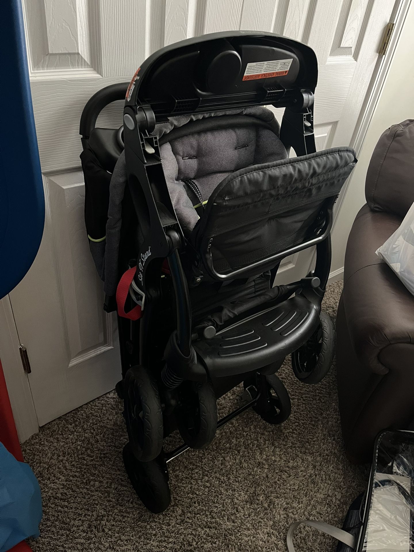 Double stroller 