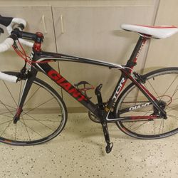 Giant Road Bike 