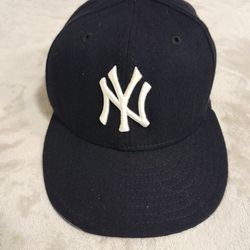 Vintage New York Yankees Fitted Cap 