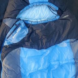 Northface 20° Sleeping Bag - Medium size - Ladies " Cat's Meow"