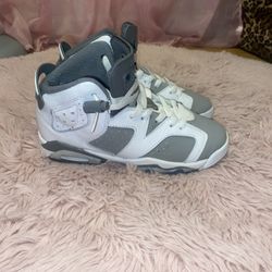 Jordan 6s Size 5Y (gs) 