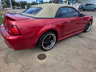2000 Ford Mustang