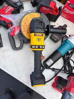 Dewalt 7” angle grinder