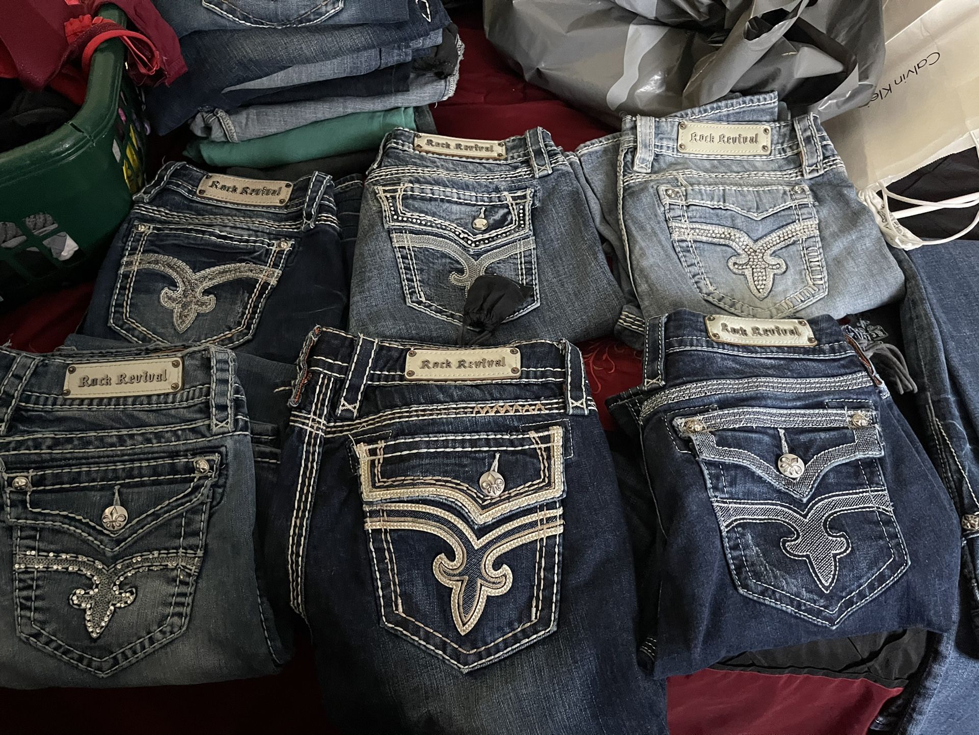 ASSORTED JEANS