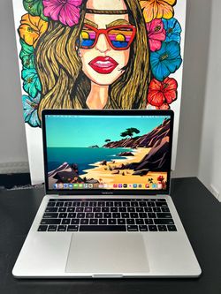13 inch Touchbar MacBook Pro- i5 - 16gb ram - 512gb ssd