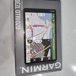 GARMIN 10" GPS TRUCK NAVIGATOR 