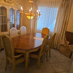 China Hutch And Buffet Table