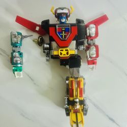 Vintage 1981 Die Cast Voltron GB-36 Y&K Japan Parts