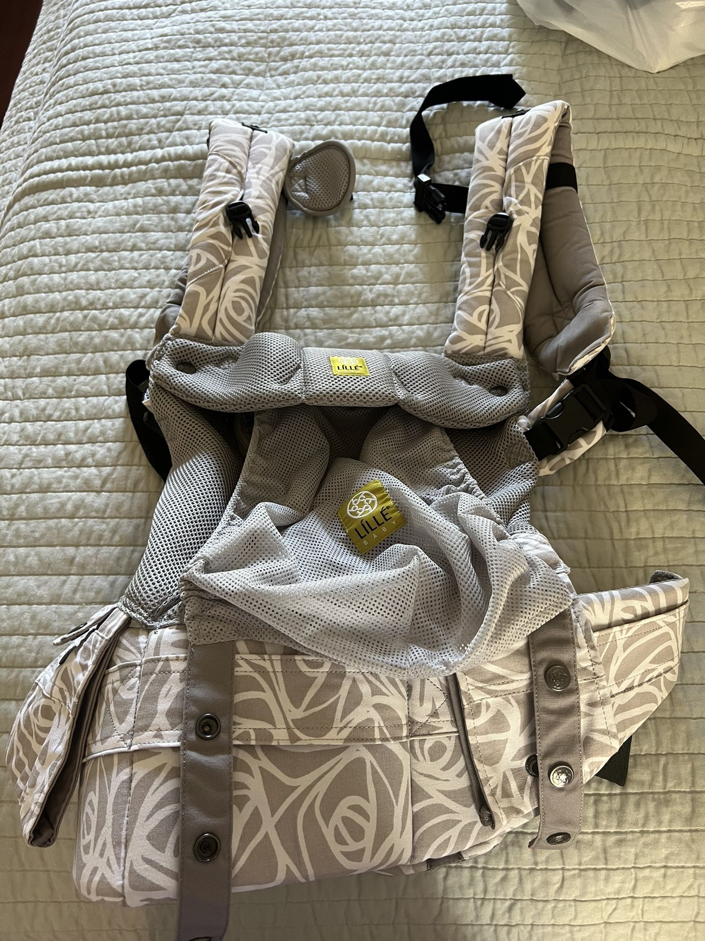 Lillebaby Infant Carrier 