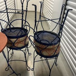 Four Heart Shaped Chairs And Chic Table