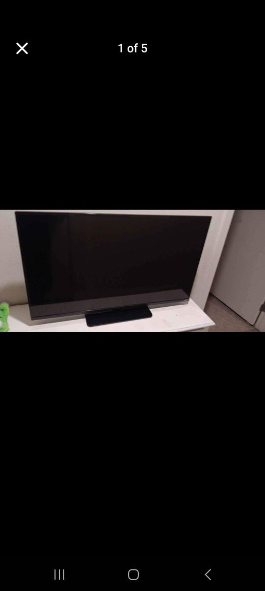 40 In Flat Screen TV