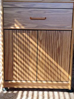 TV/Microwave Stand....Located In Puyallup