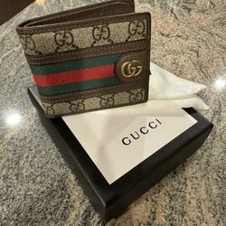 Gucci Wallet For Sale 