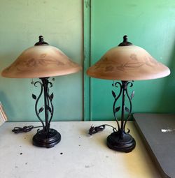 2 Lamps