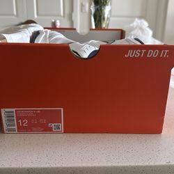 Nike Air Monarch IV White/Navy – Size 12 – Brand New