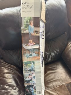 KidCO Portable Activity seat