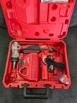 Milwaukee M12 Pex expander kit with ONE 2.0 battery