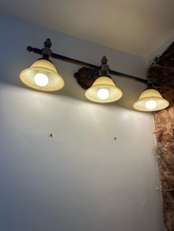 Bathroom lamp