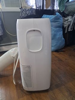 LG Like New Aire Acondicionado Portátil de 6,000 BTU y 250 Pies², Blanco