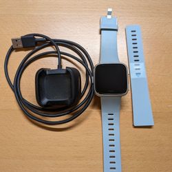 Fitbit Versa Smartwatch 