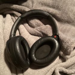 Somewhat Used Sony WH-1000XM4