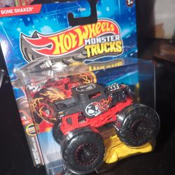 Hot Wheels 🔥 MONSTER TRUCKS (BONE SHAKER) NEW