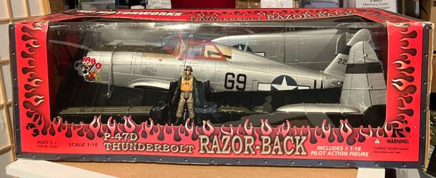 P-47D Thunderbolt Razor-Back plane model