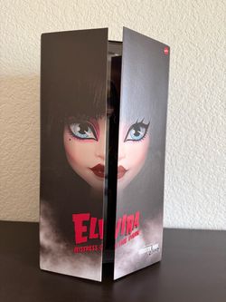 Elvira Monster High