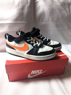 Kids Nike 2.5Y Low Court Shoes