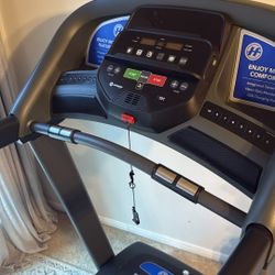Black Horizon Fitness Treadmill (Barely Used)