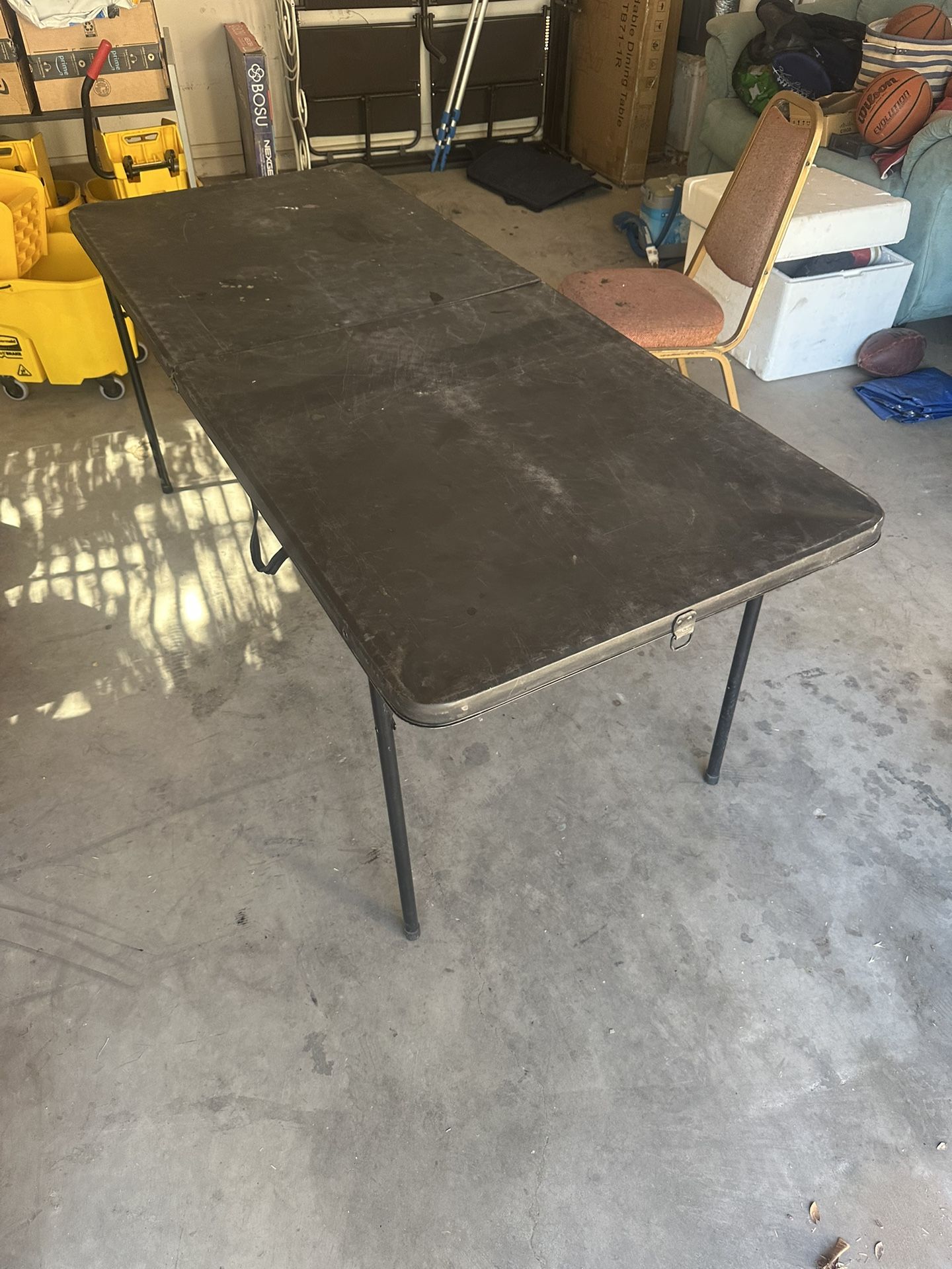 Foldable Table