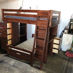 Bunk Bed $419