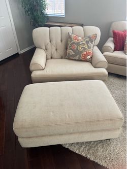 Chair with Matching Ottoman