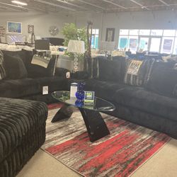 Black Sofa Loveseat 🖤☁️ $2,499