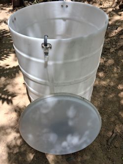 70 gallon food grade barrel (removable latch style top