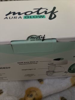 Motif aura glow wearable breast pump