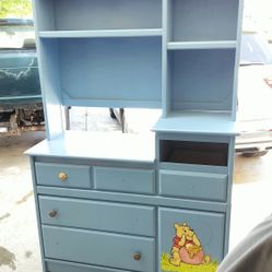 Dresser / Hutch 