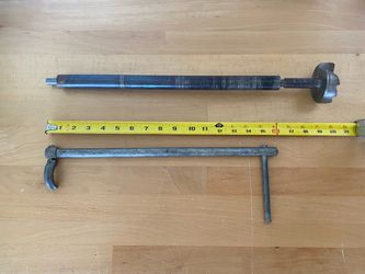 Vintage Metal Hand Tools Lot of 2 🔧wrench and drill bit