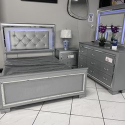 4pc Queen Bedroom Set 🩶 Silver Color ✨ LED Light 