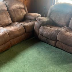 Great Sofa/loveseat Set