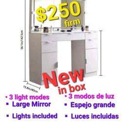 New White Makeup Vanity 💄  With Hollywood Lights $250