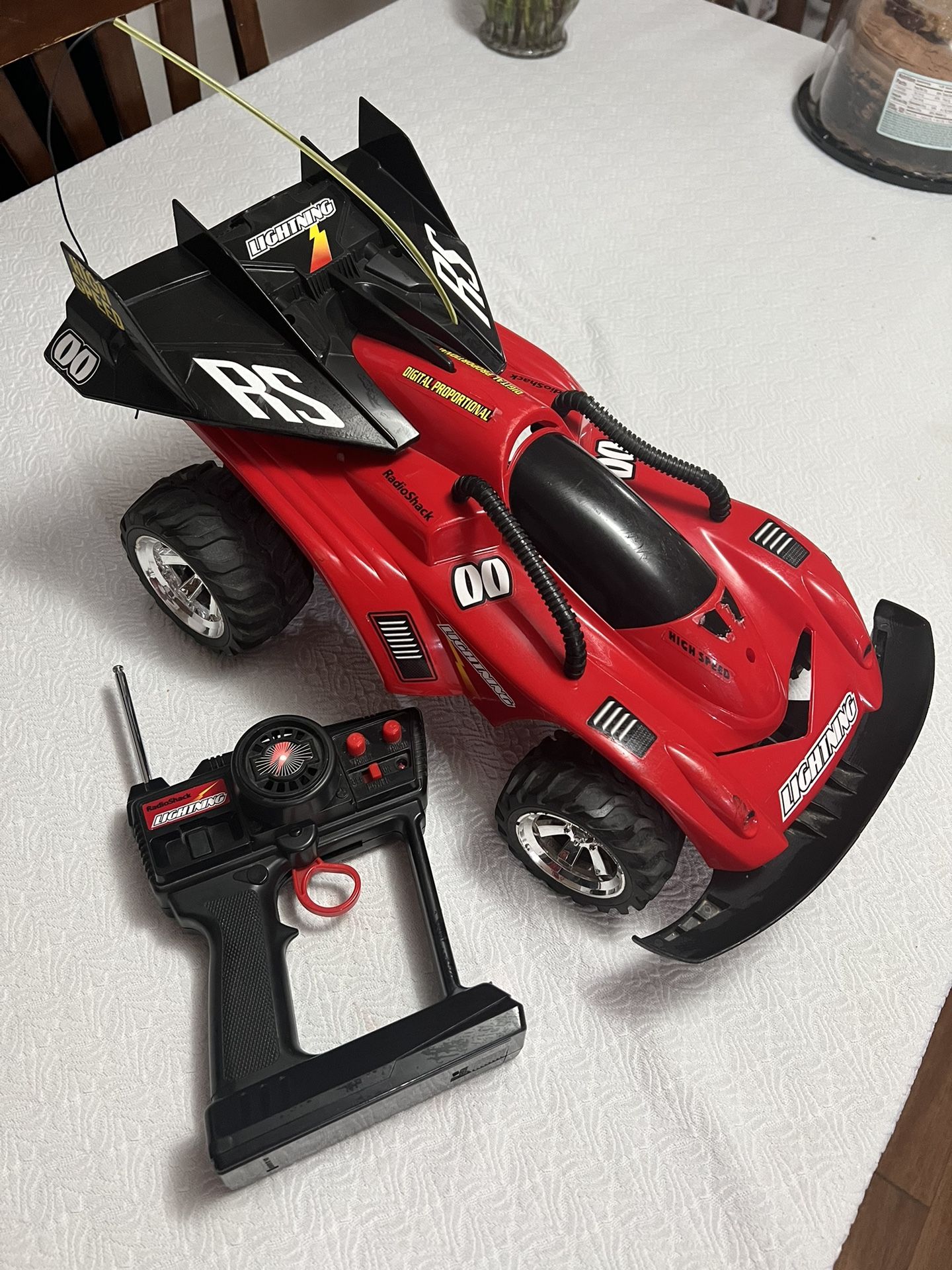 RadioShack Lightning RC Race Car